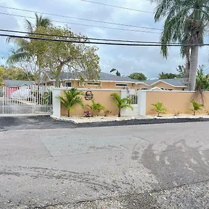 2* Appart hôtel Sandelwood Studios'