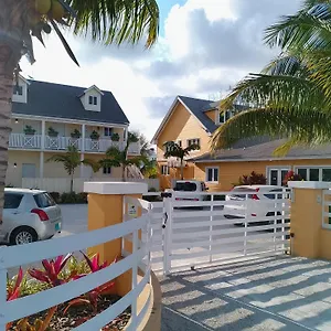 Apartment By The Bay, Nassau